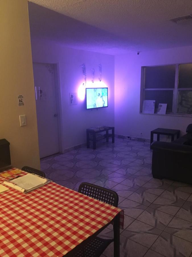 Crocodhouse Early Check In Free Parking 7 Years Hosting In Fort Laud Fort Lauderdale Exterior photo